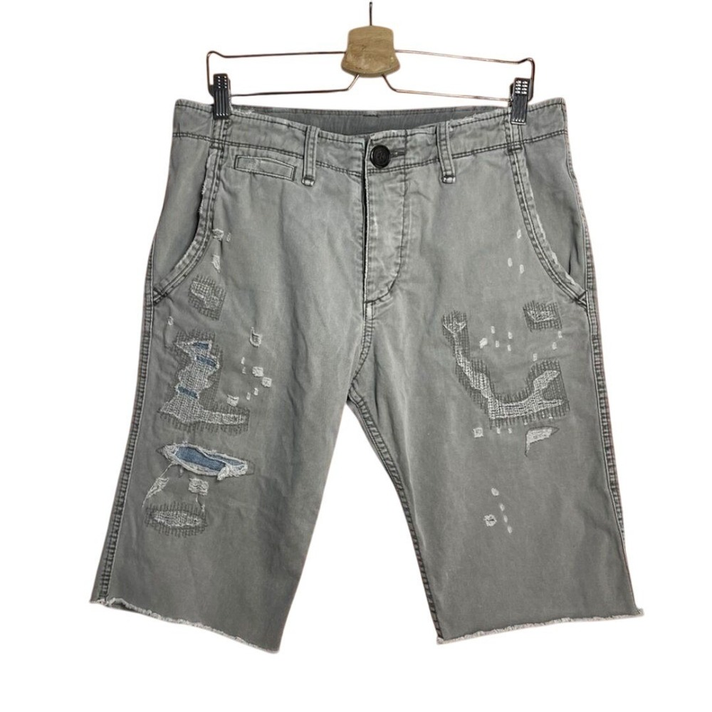 True Religion Mens Denim Shorts Gray Distressed Ripped Frayed Hem Sample Rare